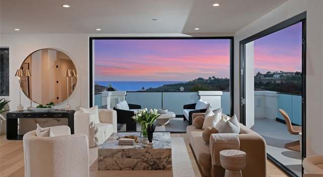 Photo of 4 Sunset Cv, Newport Coast, CA 92657