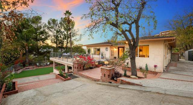 Photo of 1640 Parkridge Dr, Glendale, CA 91202