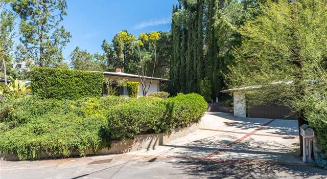 Photo of 3297 Dunsmere Rd, Glendale, CA 91206