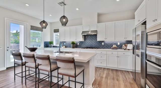 Photo of 27225 Cranmore Way #302, Valencia, CA 91381