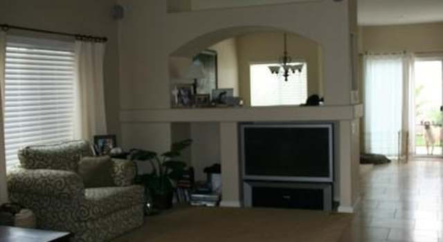 Photo of 6095 Lori Ln, San Bernardino, CA 92407