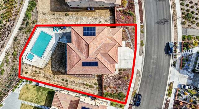 Property at 2575 Sierra Bella Dr, Corona, CA 92882, 5 beds, 4.5 baths