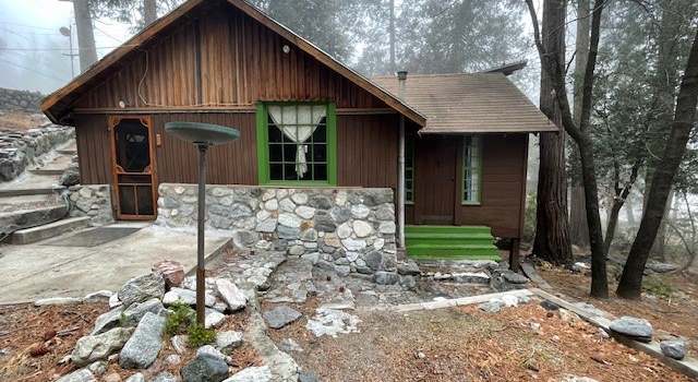 Photo of 40848 Valley Of The Falls Dr, Forest Falls, CA 92339
