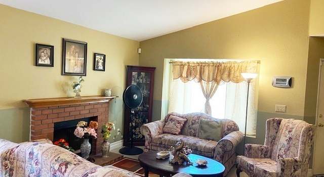 Photo of 15318 Hawthorne Ave, Fontana, CA 92335