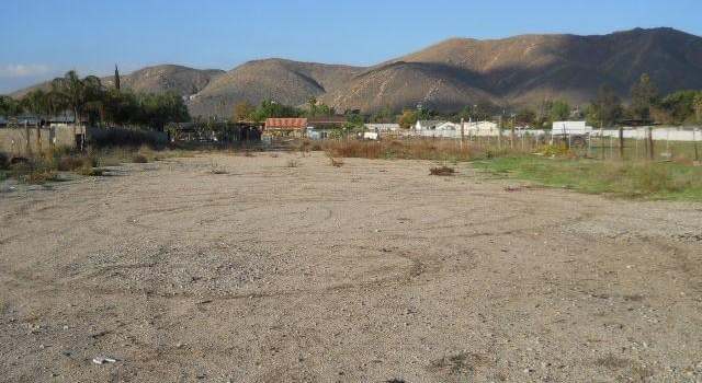 Photo of 9189 Bellegrave Ave, Riverside, CA 92509