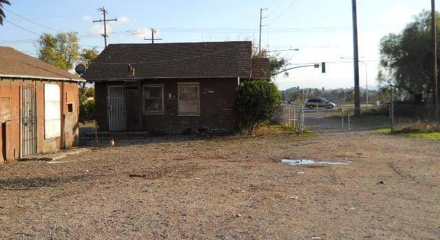 Photo of 9189 Bellegrave Ave, Riverside, CA 92509