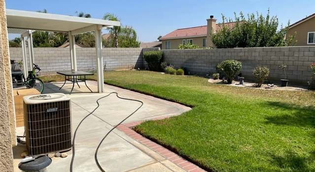 Photo of 15131 Holiday Dr, Fontana, CA 92336
