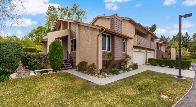 Photo of 20076 Avenue Of The Oaks #194, Newhall, CA 91321