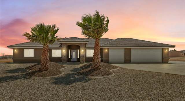 Photo of 10015 Verbena Rd, Oak Hills, CA 92344
