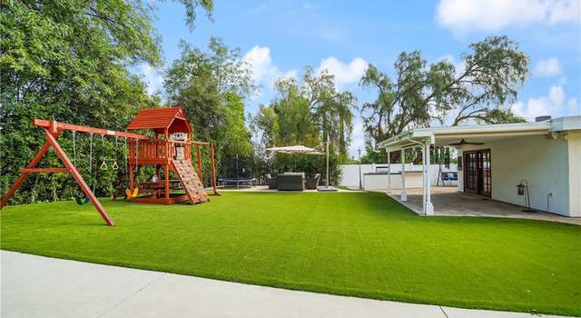 Photo of 7044 Scarborough Peak Dr, West Hills, CA 91307