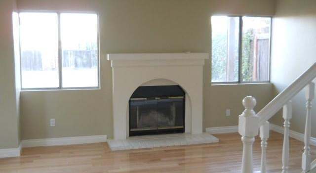 Photo of 1844 De Carmen Dr, Colton, CA 92324