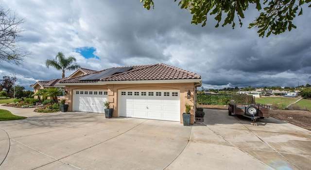Photo of 30606 Falling Star Cir, Valley Center, CA 92082