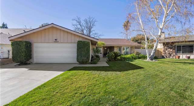 Photo of 23557 Arlen Dr, Newhall, CA 91321