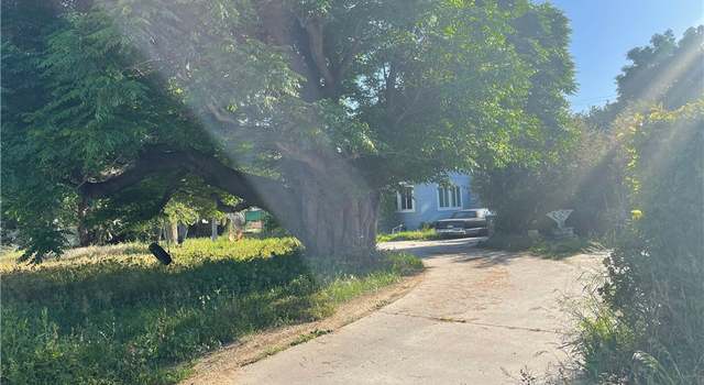 Photo of 8135 Crebs Ave, Reseda, CA 91335