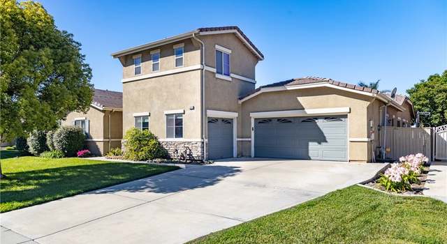 Property at 7840 La Cresta St, Highland, CA 92346, 5 beds, 4.5 baths