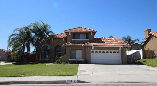 Photo of 2053 W Summerset Dr, Rialto, CA 92377