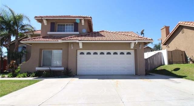 Photo of 2053 W Summerset Dr, Rialto, CA 92377