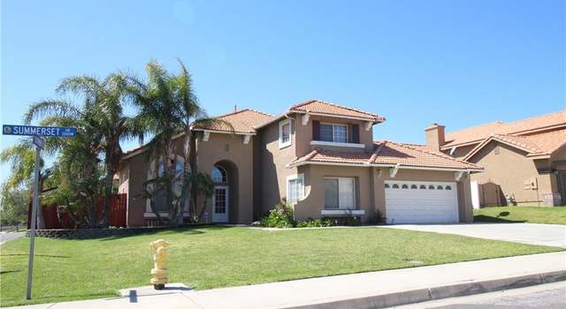 Photo of 2053 W Summerset Dr, Rialto, CA 92377