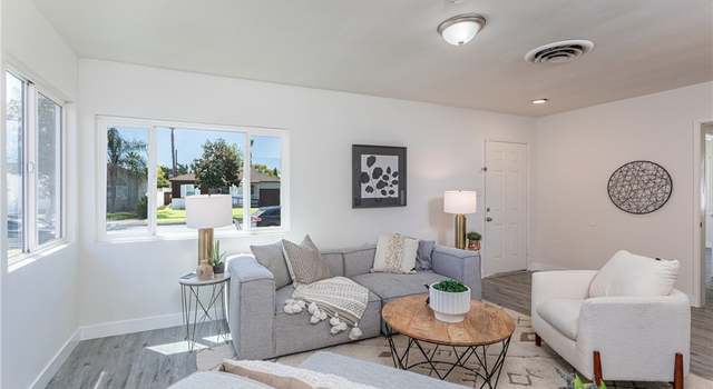 Photo of 13517 Hamlin St, Van Nuys, CA 91401