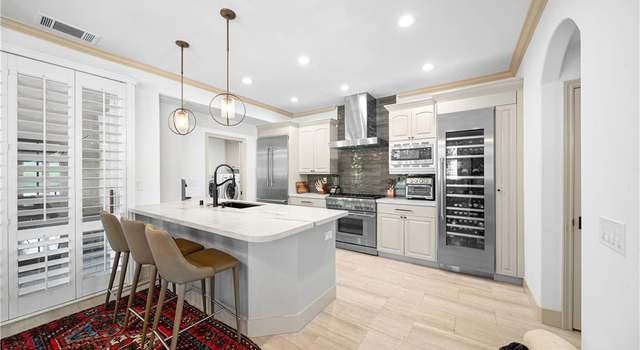 Photo of 720 Marguerite Ave #1, Corona Del Mar, CA 92625