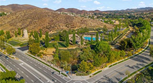 Photo of 32053 Meadow Wood Ln, Lake Elsinore, CA 92532