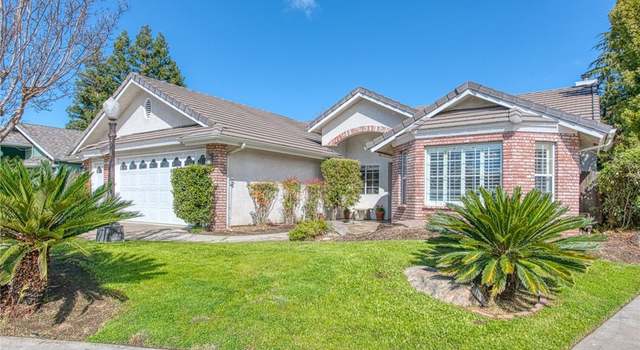 Photo of 365 W Vartikian Ave, Clovis, CA 93612