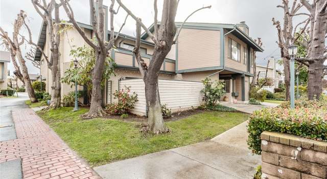Photo of 18844 Hatteras St Unit B, Tarzana, CA 91356
