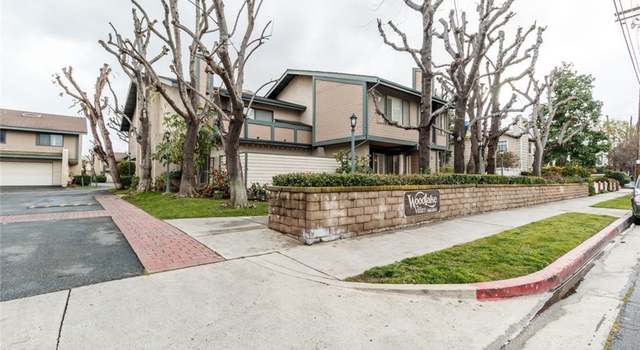 Photo of 18844 Hatteras St Unit B, Tarzana, CA 91356