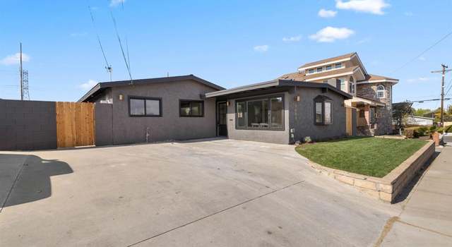 Photo of 4684 Cheshire St, San Diego, CA 92117