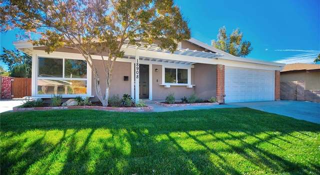 Photo of 18908 Claycrest Dr, Canyon Country, CA 91351