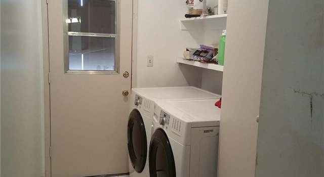 Photo of 1300 W Roberta Ave, Fullerton, CA 92833
