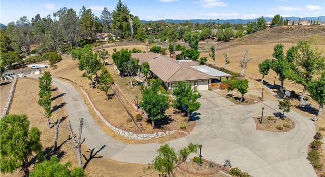 Photo of 41050 Mesa Robles Cir, Temecula, CA 92592