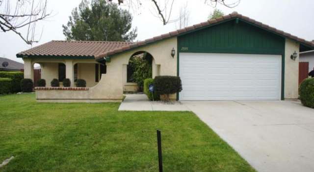 Photo of 2539 Periwinkle Dr, San Bernardino, CA 92407