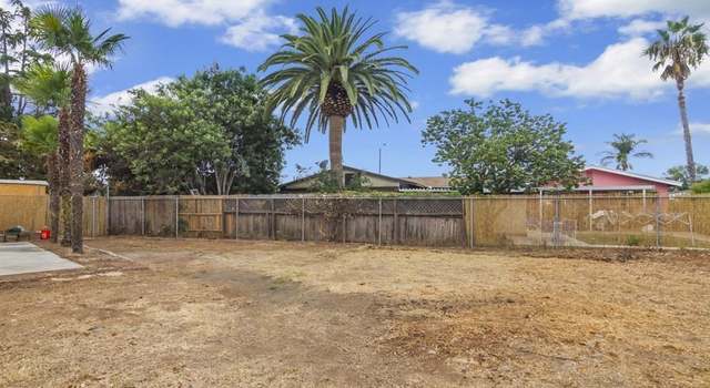 Photo of 115 Foxdale Pl, Escondido, CA 92027