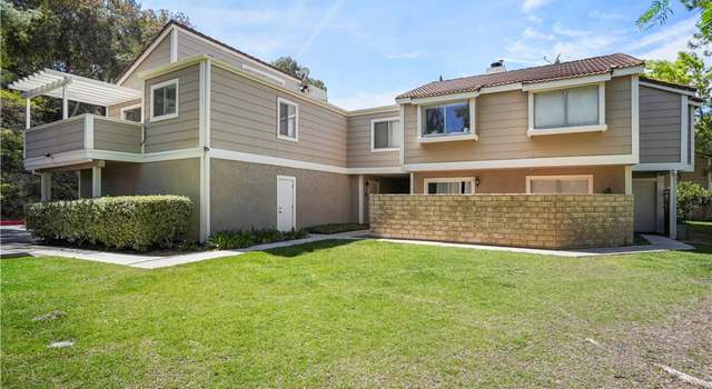 Photo of 31313 The Old Rd Unit F, Castaic, CA 91384