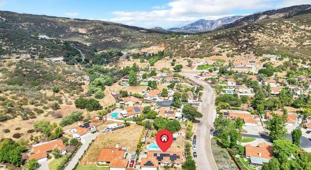 Photo of 264 Bridle Run Ct, Alpine, CA 91901