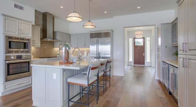 Photo of 2333 Ocean St, Carlsbad, CA 92008