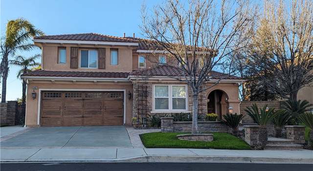 Photo of 28487 Falcon Crest Dr, Canyon Country, CA 91351