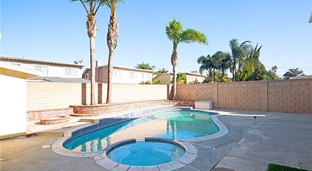 Photo of 1235 E Martha Ln, Santa Ana, CA 92701