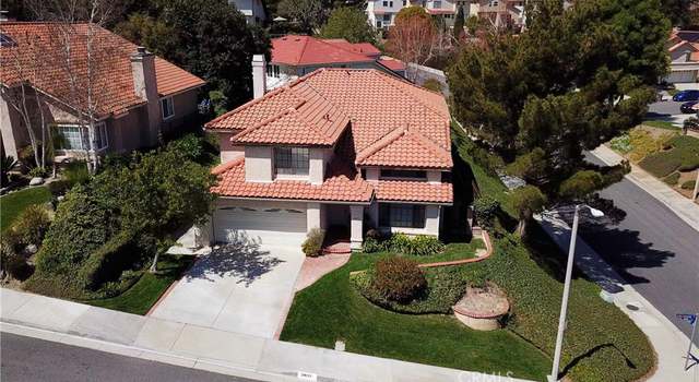 Photo of 24151 Creekside Dr, Newhall, CA 91321