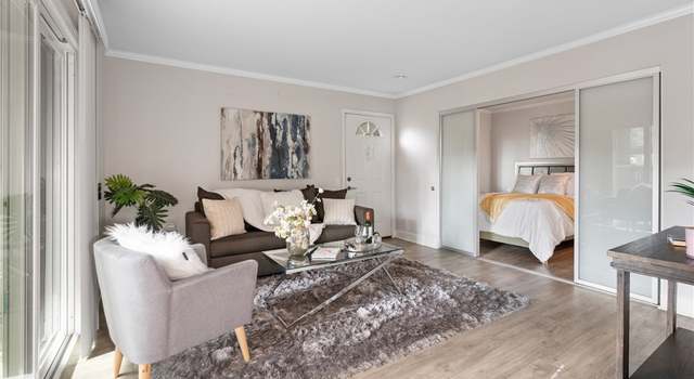 Photo of 3128 Via Alicante Unit R, La Jolla, CA 92037