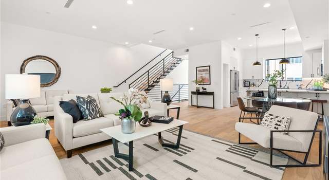 Photo of 6510 N Contour Ln, North Hollywood, CA 91606