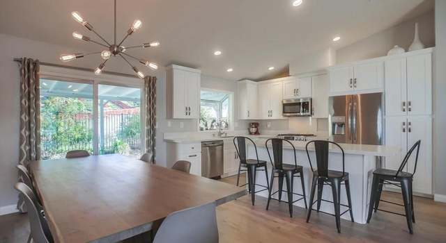 Photo of 610 Rose Ct, San Marcos, CA 92069
