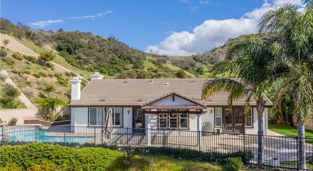 Photo of 2092 Sageleaf Cir, Corona, CA 92882