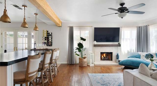 Photo of 15924 Rosehaven Ln, Canyon Country, CA 91387