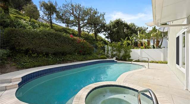 Photo of 521 S Weymouth Ct, Anaheim Hills, CA 92807