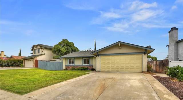 Photo of 28553 Tonner Dr, Highland, CA 92346