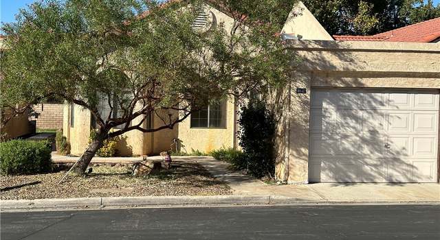 Photo of 19122 Elm Dr, Apple Valley, CA 92308