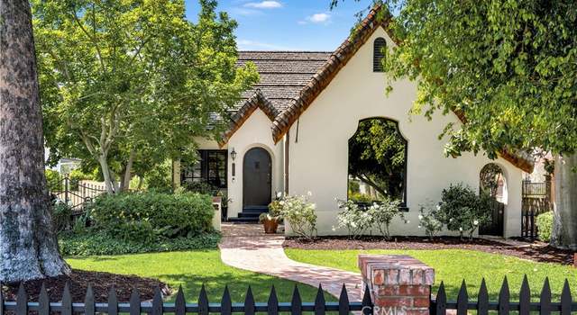 Photo of 2042 N Ross St, Santa Ana, CA 92706