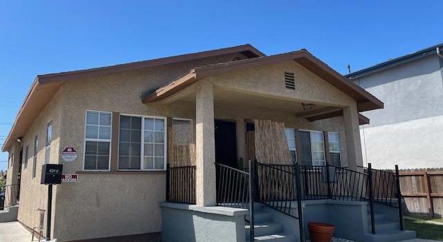 Photo of 622 W 76th St, Los Angeles, CA 90044